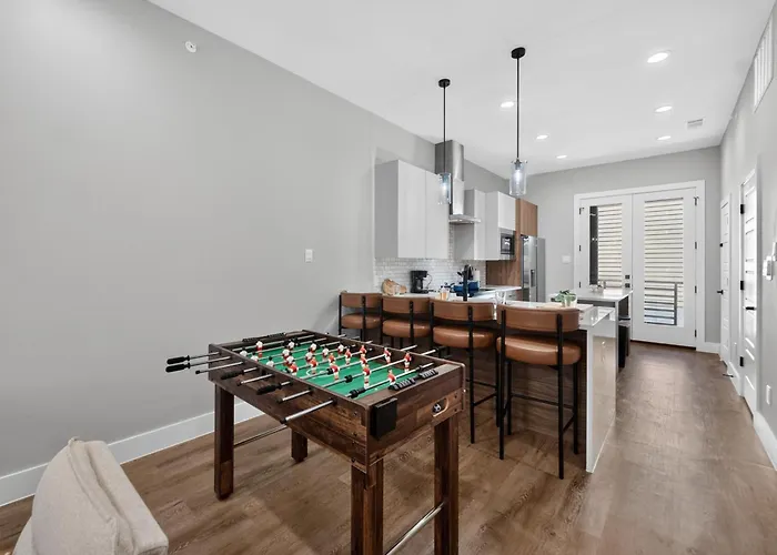 Mocha Lounge 2bd Townhouse Worth Apartment Fort Worth