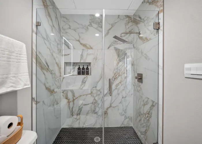 Apartment Mocha Lounge 2bd Townhouse Worth *